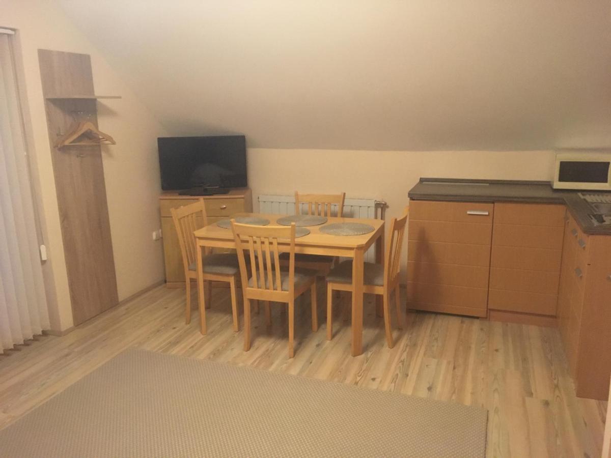 Anonim Apartman Виллань Экстерьер фото